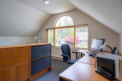 1901 Forest Drive, Revelstoke, BC - Indoor Photo Showing Office