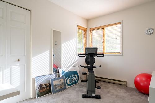 1901 Forest Drive, Revelstoke, BC - Indoor Photo Showing Gym Room