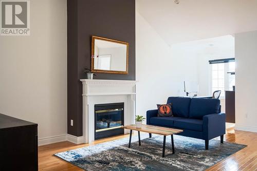 416 Terry Carter Crescent, Newmarket, ON - Indoor Photo Showing Living Room With Fireplace