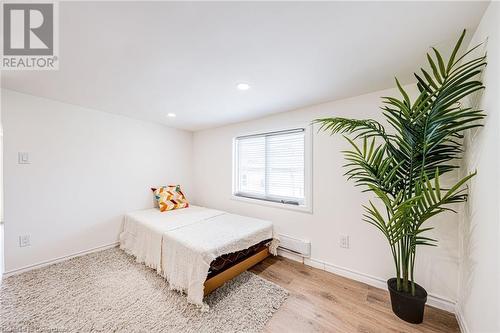 43 Adair Avenue S, Hamilton, ON - Indoor Photo Showing Bedroom