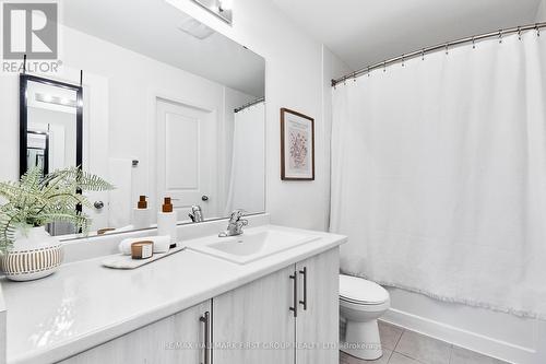 241 Lord Elgin Lane, Clarington (Bowmanville), ON - Indoor Photo Showing Bathroom