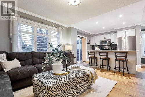 3 Art Welsh Lane, Brock (Sunderland), ON - Indoor Photo Showing Living Room