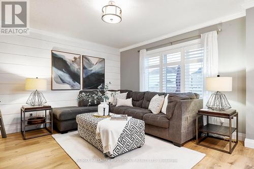 3 Art Welsh Lane, Brock (Sunderland), ON - Indoor Photo Showing Living Room