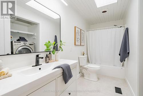 85 Denniston Street, Kawartha Lakes (Lindsay), ON - Indoor Photo Showing Bathroom