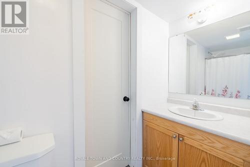 85 Denniston Street, Kawartha Lakes (Lindsay), ON - Indoor Photo Showing Bathroom