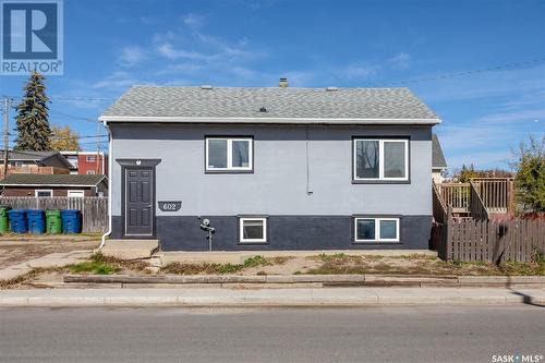 602 9Th Avenue Nw, Moose Jaw, SK - Outdoor