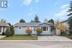 231 Weyakwin DRIVE  Saskatoon, SK S7J 4M3