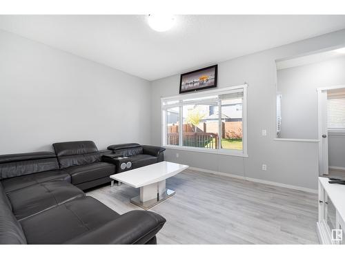 109 James Crescent, St. Albert, AB - Indoor Photo Showing Living Room