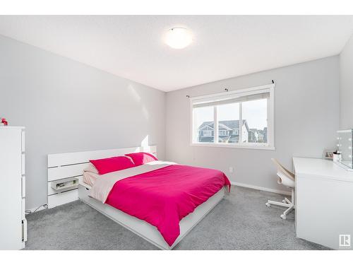 109 James Crescent, St. Albert, AB - Indoor Photo Showing Bedroom