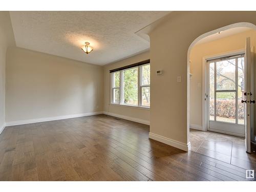 10466 148 St Nw, Edmonton, AB - Indoor Photo Showing Other Room