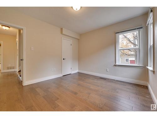 10466 148 St Nw, Edmonton, AB - Indoor Photo Showing Other Room