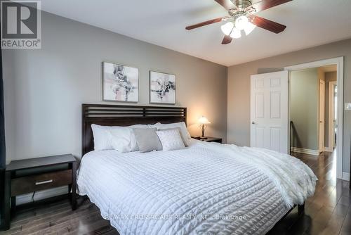 35 Oates Drive, Toronto, ON - Indoor Photo Showing Bedroom