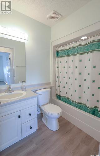 #406 2501 1St Avenue W, Prince Albert, SK - Indoor Photo Showing Bathroom