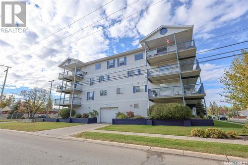 #406 2501 1St Avenue W, Prince Albert, SK - Outdoor With Balcony