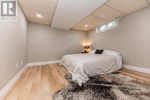 34 Southview Place, London, ON - Indoor Photo Showing Bedroom