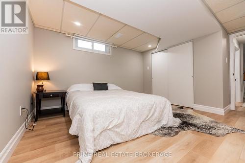 34 Southview Place, London, ON - Indoor Photo Showing Bedroom