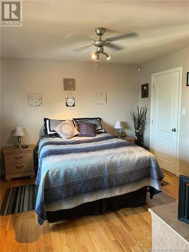 28 Glebe Avenue, Pointe-Du-Chêne, NB - Indoor Photo Showing Bedroom