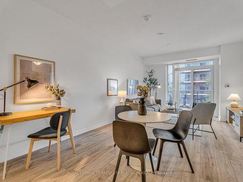 367-60 Ann O'Reilly Rd, Toronto, ON - Indoor Photo Showing Dining Room