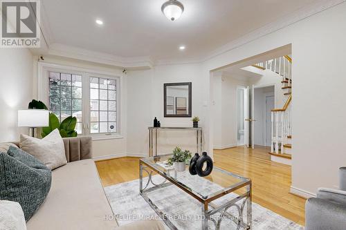 36 Ponymeadow Terrace, Toronto, ON - Indoor Photo Showing Living Room