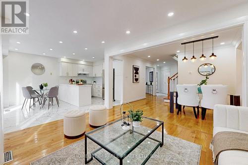 36 Ponymeadow Terrace, Toronto, ON - Indoor Photo Showing Living Room