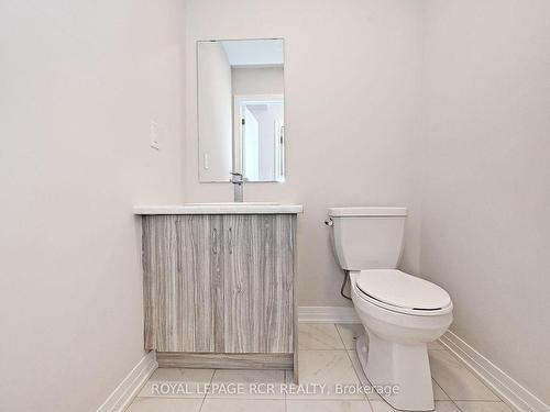 14-60 Baynes Way, Bradford West Gwillimbury, ON - Indoor Photo Showing Bathroom