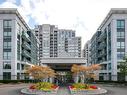 611-30 North Park Rd, Vaughan, ON  - Outdoor With Facade 