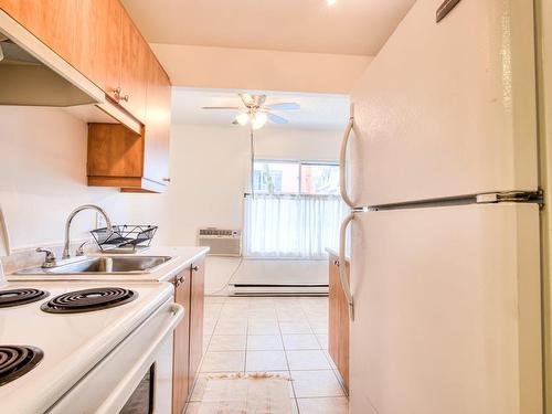 Kitchen - 206-3480 Rue Simpson, Montréal (Ville-Marie), QC - Indoor Photo Showing Kitchen