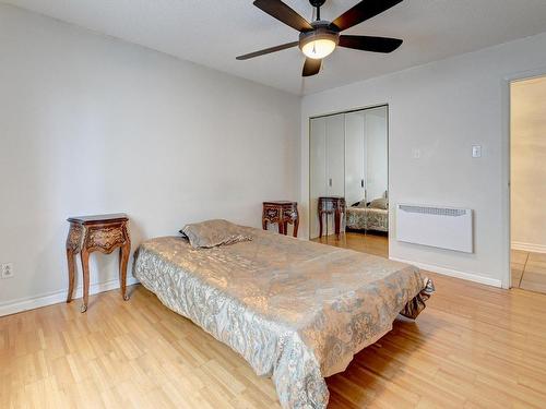 Chambre Ã  coucher principale - 202-1575 Rue Louis-Carrier, Montréal (Ahuntsic-Cartierville), QC - Indoor Photo Showing Bedroom