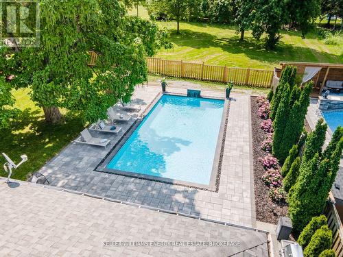 851 Swiss Heights, Oshawa (Pinecrest), ON - Outdoor With In Ground Pool