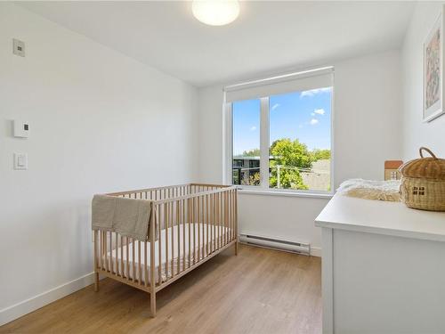 513-1115 Johnson St, Victoria, BC - Indoor Photo Showing Bedroom