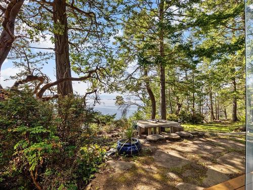 39 Spring Bay Rd, Lasqueti Island, BC 