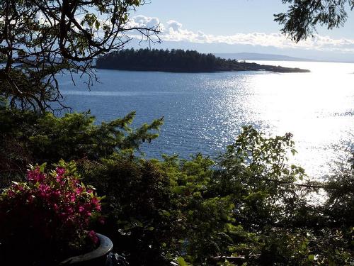 39 Spring Bay Rd, Lasqueti Island, BC 