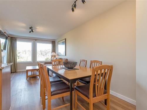 726-1600 Stroulger Rd, Nanoose Bay, BC - Indoor Photo Showing Dining Room