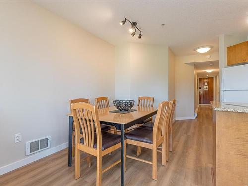 726-1600 Stroulger Rd, Nanoose Bay, BC - Indoor Photo Showing Dining Room