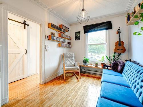 Salon - 4613 Rue Ontario E., Montréal (Mercier/Hochelaga-Maisonneuve), QC - Indoor Photo Showing Living Room