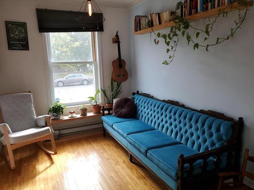 Living room - 4613 Rue Ontario E., Montréal (Mercier/Hochelaga-Maisonneuve), QC - Indoor Photo Showing Living Room