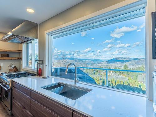 2109 Garymede Drive, Kamloops, BC - Indoor Photo Showing Kitchen With Double Sink