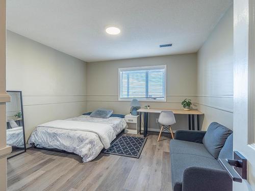 2109 Garymede Drive, Kamloops, BC - Indoor Photo Showing Bedroom