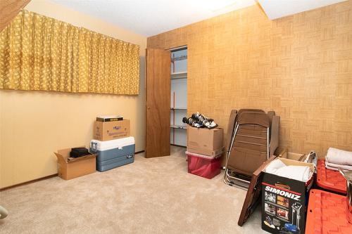 11 Caro Road, Kelowna, BC - Indoor Photo Showing Other Room