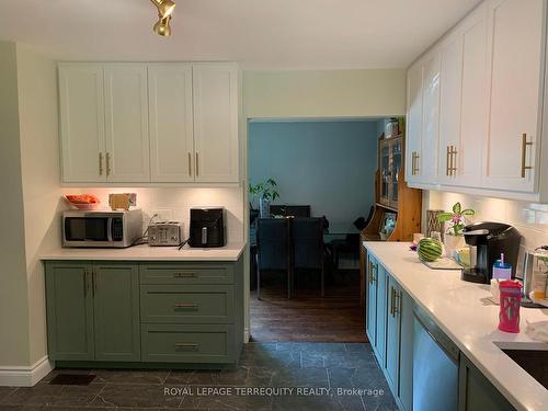 524 Neighbourhood Way, Alta Vista And Area, ON - Indoor Photo Showing Kitchen