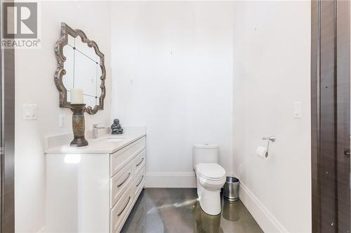 1221 Keast Drive, Sudbury, ON - Indoor Photo Showing Bathroom