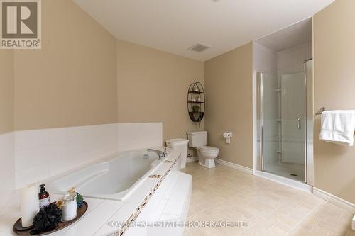 91 Chalfont Road, London, ON - Indoor Photo Showing Bathroom