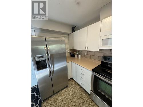 3093 5238 Rochester Avenue, Coquitlam, BC - Indoor Photo Showing Kitchen