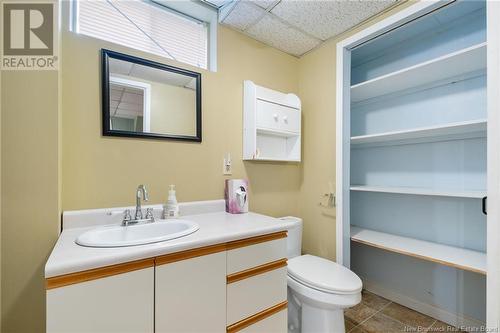 293 Gaspe Street, Dieppe, NB - Indoor Photo Showing Bathroom