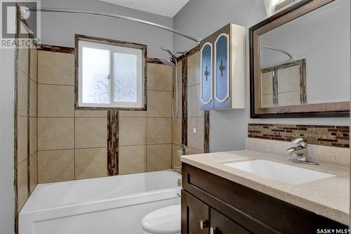 1402 Dover Avenue, Regina, SK - Indoor Photo Showing Bathroom