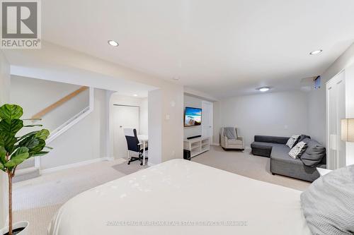 635 Fothergill Boulevard, Burlington, ON - Indoor Photo Showing Bedroom