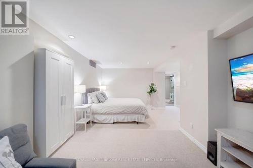 635 Fothergill Boulevard, Burlington, ON - Indoor Photo Showing Bedroom