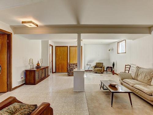 Salle familiale - 2610 Crois. Anjou, Brossard, QC - Indoor Photo Showing Living Room