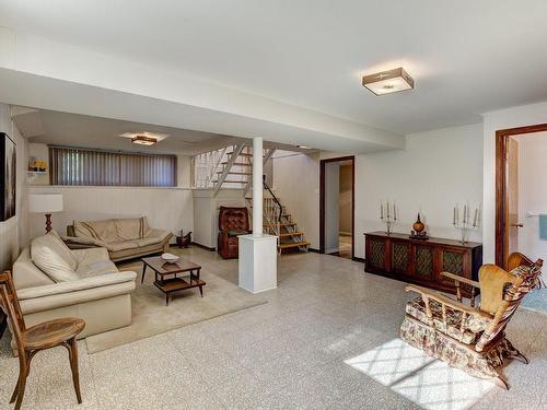 Salle familiale - 2610 Crois. Anjou, Brossard, QC - Indoor Photo Showing Living Room