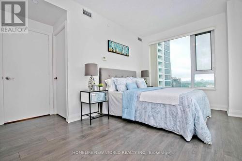 2002 - 68 Canterbury Place, Toronto, ON - Indoor Photo Showing Bedroom